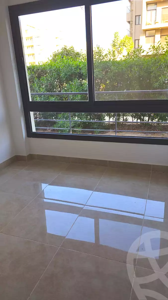 https://aqarmap.com.eg/en/listing/7038958-for-sale-cairo-new-cairo-compounds-fifth-square