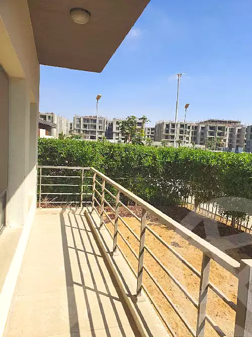 https://aqarmap.com.eg/en/listing/7038958-for-sale-cairo-new-cairo-compounds-fifth-square