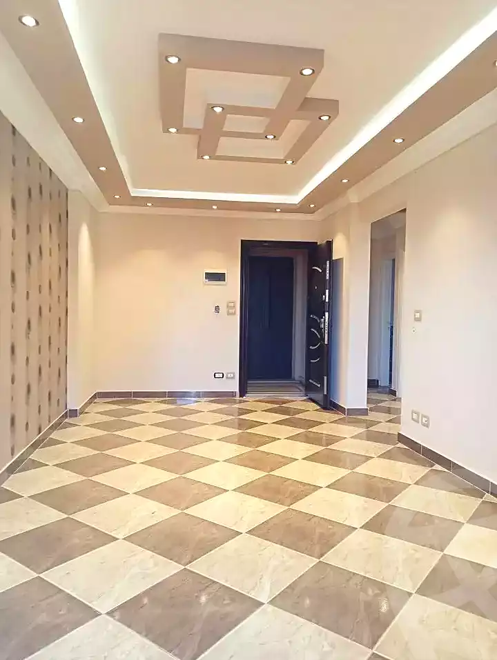 https://aqarmap.com.eg/ar/listing/7039418-for-sale-alexandria-sydy-bshr-sydy-bshr-bhry-khalil-hamada-st