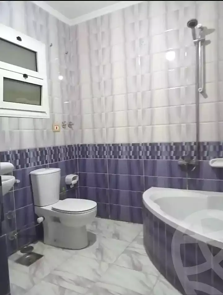 https://aqarmap.com.eg/ar/listing/7039418-for-sale-alexandria-sydy-bshr-sydy-bshr-bhry-khalil-hamada-st