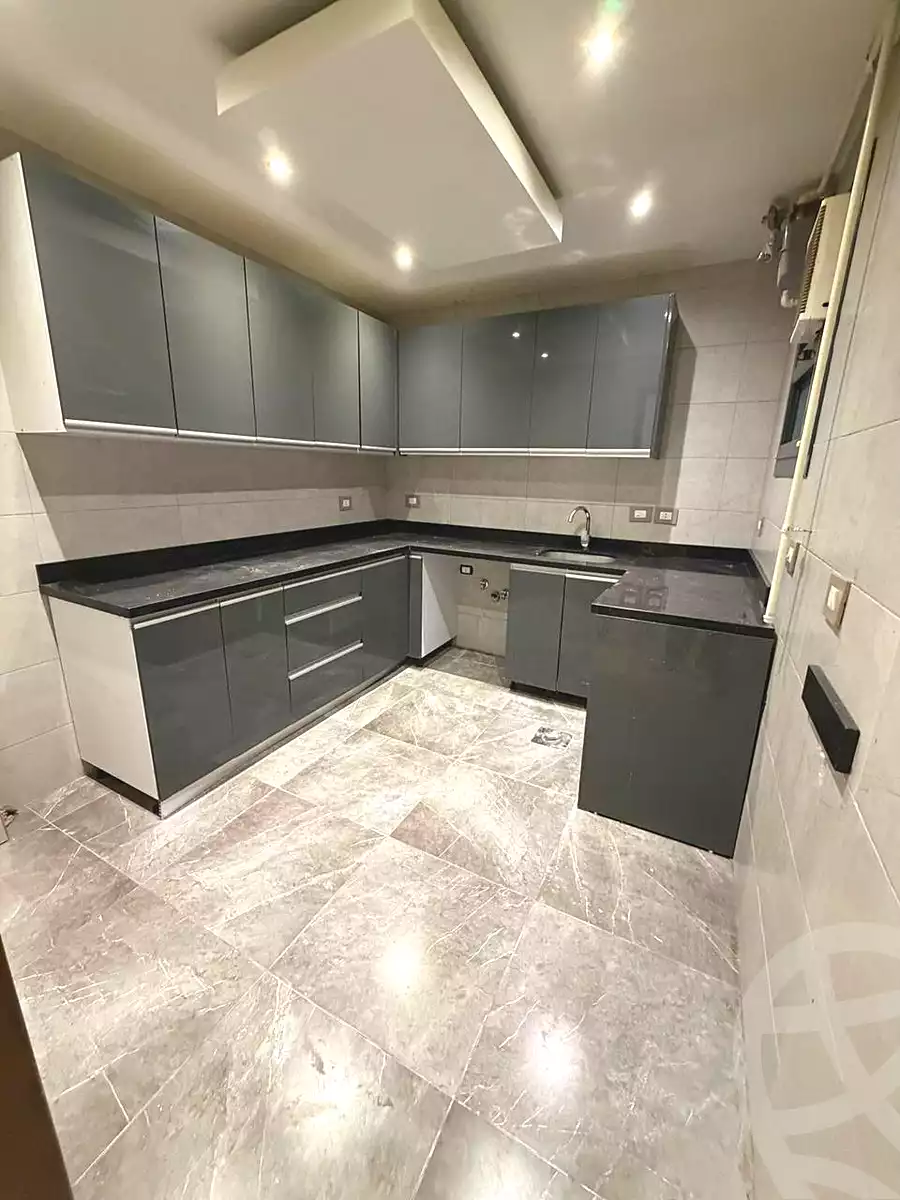 https://aqarmap.com.eg/ar/listing/7039423-for-rent-cairo-new-cairo-compounds-azad