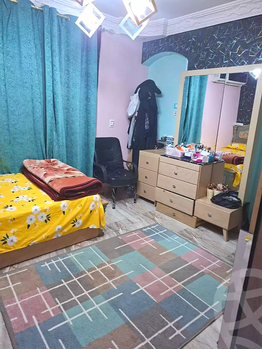 https://aqarmap.com.eg/ar/listing/7039562-for-sale-cairo-helwan-mahmoud-khater-st