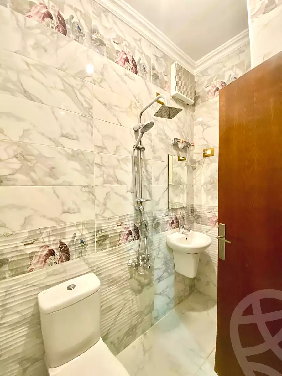 https://aqarmap.com.eg/ar/listing/7039577-for-rent-cairo-new-cairo-compounds-el-haya