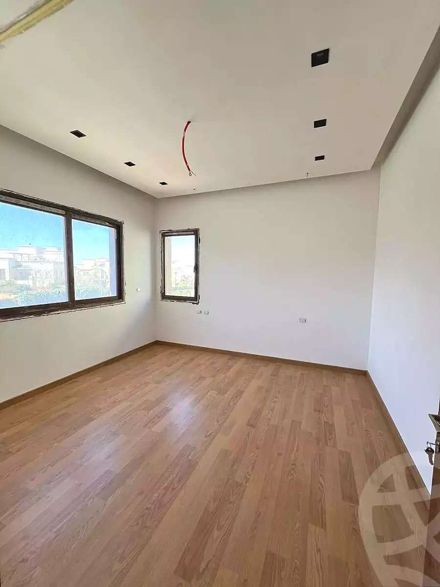 https://aqarmap.com.eg/ar/listing/7039658-for-rent-cairo-new-cairo-compounds-mivida-mivida-parcel