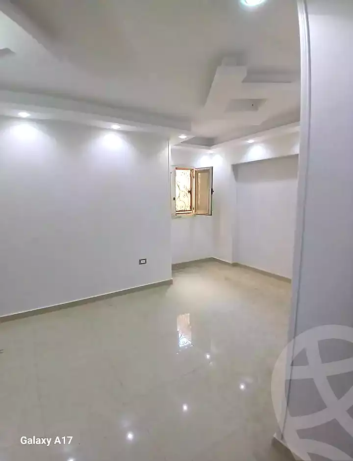 https://aqarmap.com.eg/ar/listing/7039811-for-sale-alexandria-el-mandara-alex-el-mandara-bahri-sidi-kamal-st