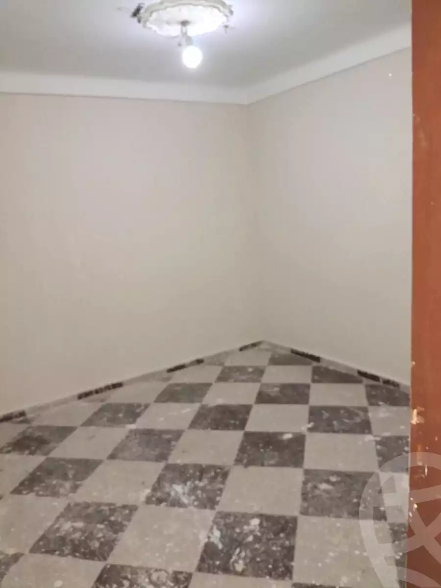 https://aqarmap.com.eg/ar/listing/7039896-for-sale-alexandria-al-agamy-el-hanouvel-el-salam-st