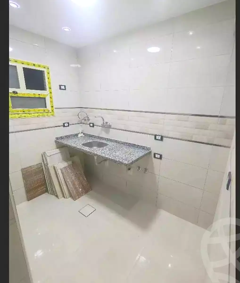 https://aqarmap.com.eg/ar/listing/7039942-for-sale-alexandria-al-agamy-el-hanouvel-kasr-al-quiri-st-1