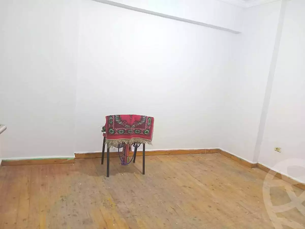 https://aqarmap.com.eg/en/listing/7040022-for-rent-alexandria-el-asafra-shr-mlk-hfny