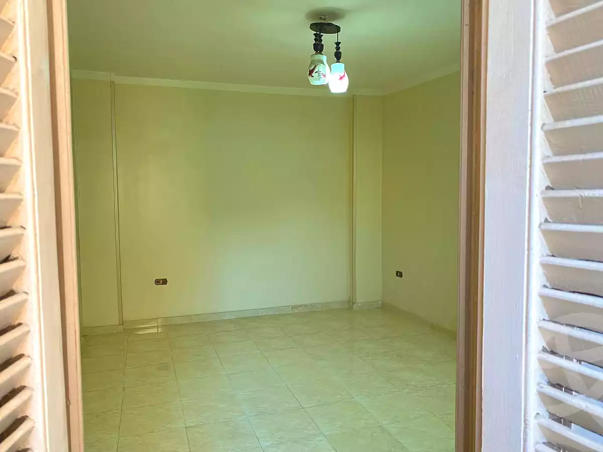 https://aqarmap.com.eg/en/listing/7040353-for-sale-qalyubia-banha-city-banha-city-farid-nada-st