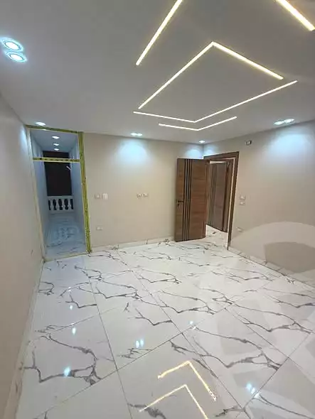https://aqarmap.com.eg/en/listing/7040501-for-sale-cairo-el-haram-el-lebeny-soltan-khattab-st