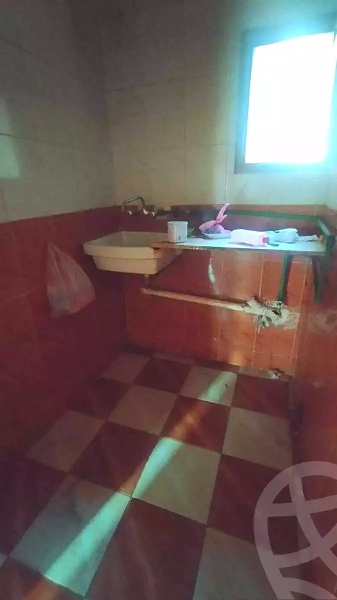 https://aqarmap.com.eg/ar/listing/7040809-for-sale-alexandria-alhadara-al-jawaher-st