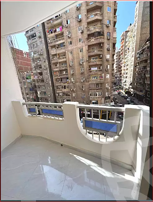 https://aqarmap.com.eg/ar/listing/7040948-for-sale-alexandria-sydy-bshr-sydy-bshr-bhry-shr-mhmwd-l-yswy