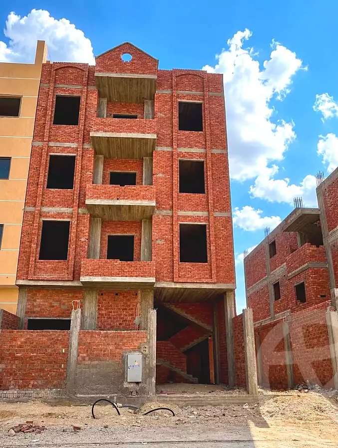 https://aqarmap.com.eg/ar/listing/7041123-for-sale-cairo-15th-of-may-manteqat-el-100-fadan