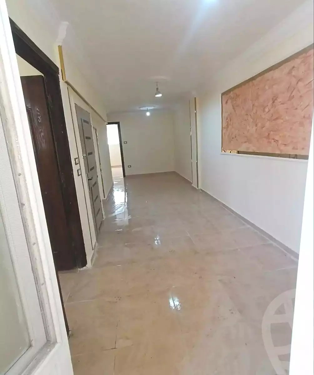 https://aqarmap.com.eg/ar/listing/7041164-for-sale-alexandria-camp-cesar-port-said-street