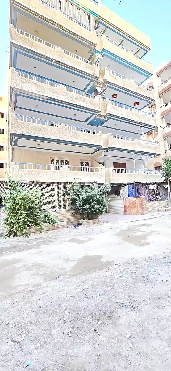 https://aqarmap.com.eg/ar/listing/7041213-for-sale-alexandria-al-agamy-shataa-el-nakheel