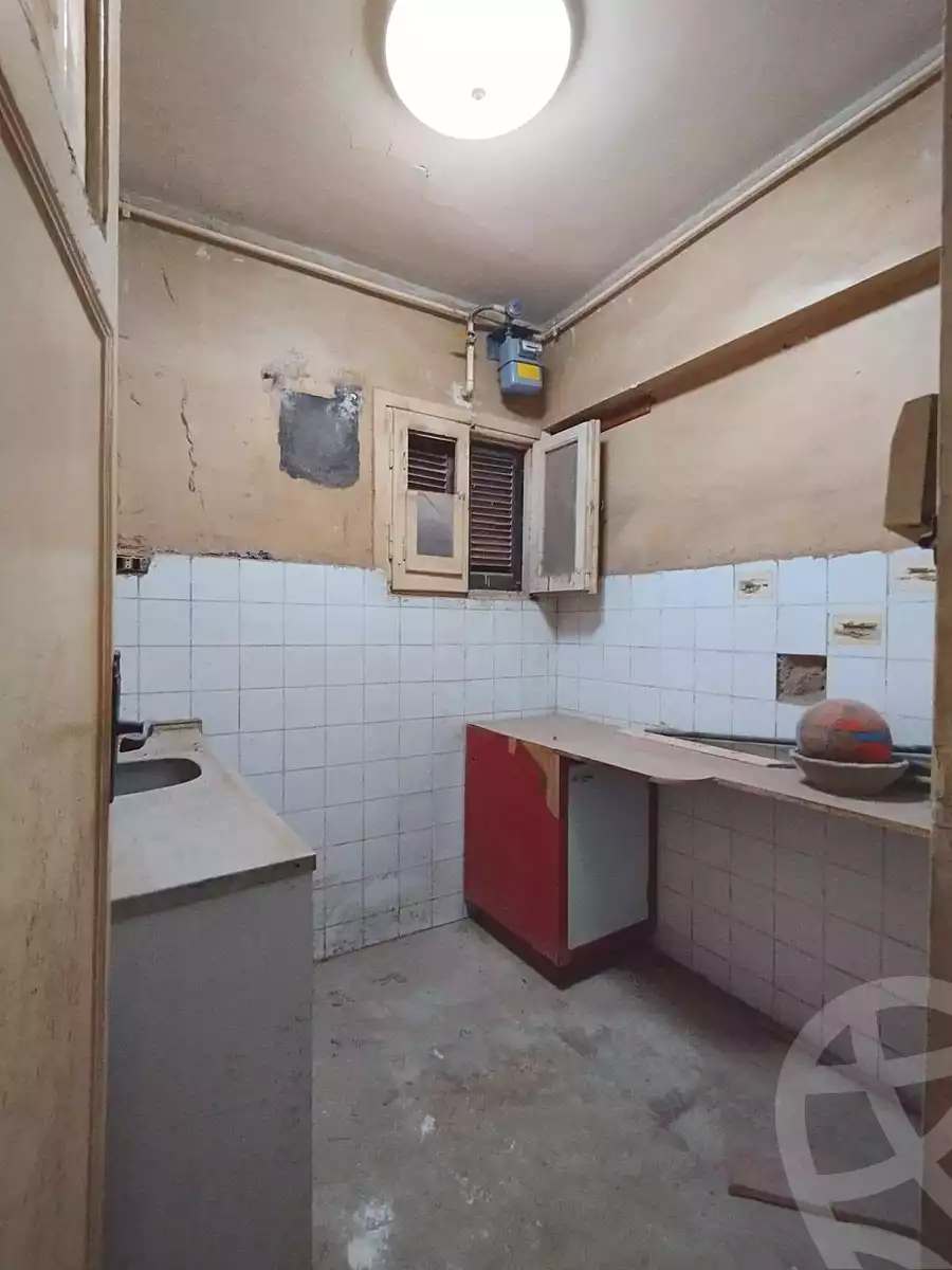 https://aqarmap.com.eg/ar/listing/7041255-for-sale-alexandria-al-agamy-lbytsh-el-hay-st