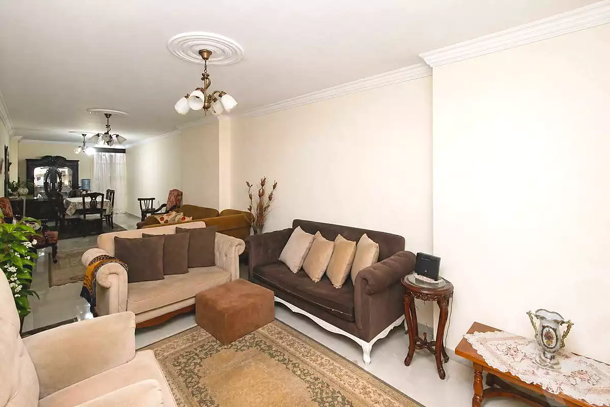 https://aqarmap.com.eg/ar/listing/7041303-for-sale-alexandria-moharram-bey-moharram-bek-st