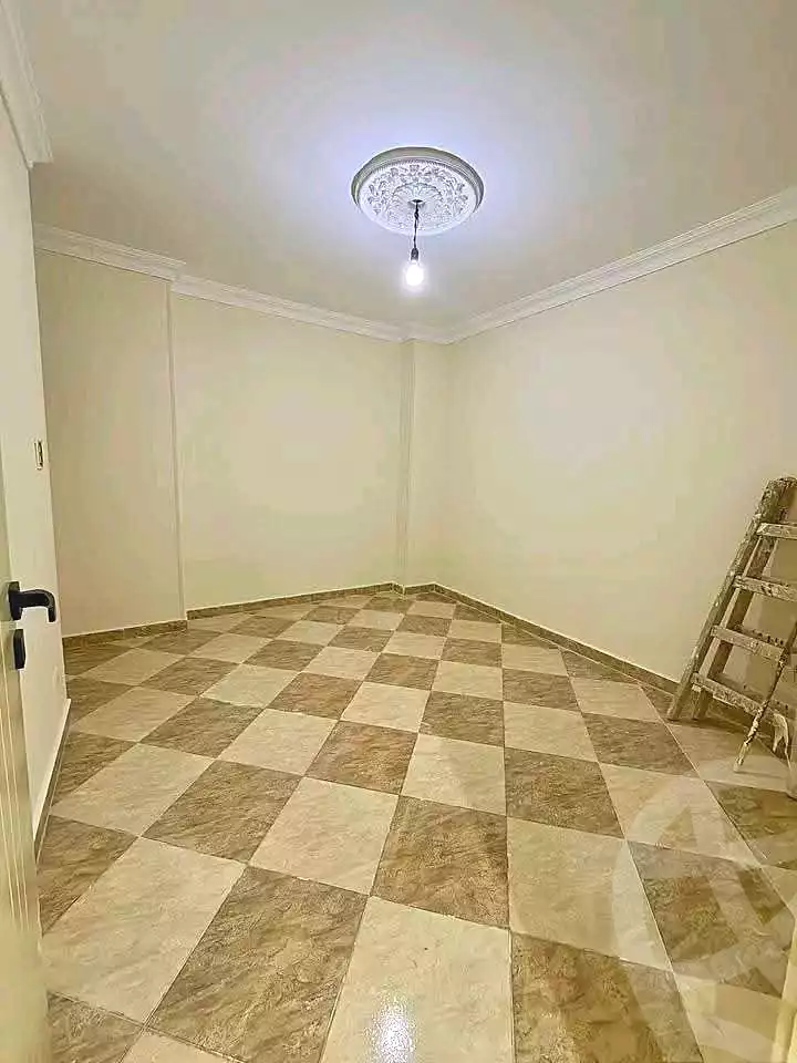 https://aqarmap.com.eg/ar/listing/7041363-for-sale-alexandria-al-agamy-lbytsh-el-reyad-st