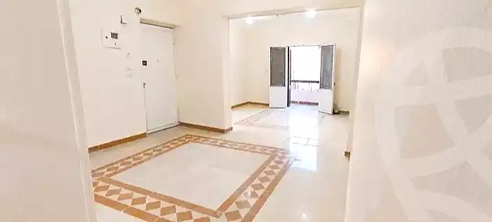 https://aqarmap.com.eg/ar/listing/7041893-for-rent-cairo-ain-shams-ain-shams-el-sharkia-el-eshrein-stt