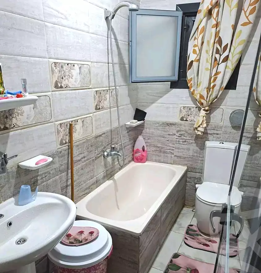 https://aqarmap.com.eg/ar/listing/7041923-for-sale-qalyubia-shubra-el-khaima-el-taawon-city