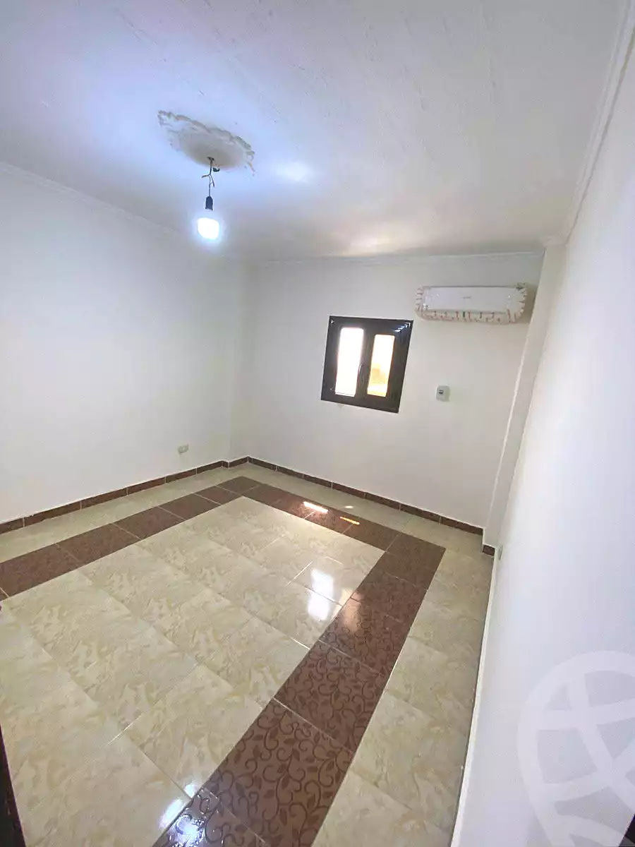 https://aqarmap.com.eg/ar/listing/7041961-for-sale-alexandria-moharram-bey-saleh-al-hedini-st