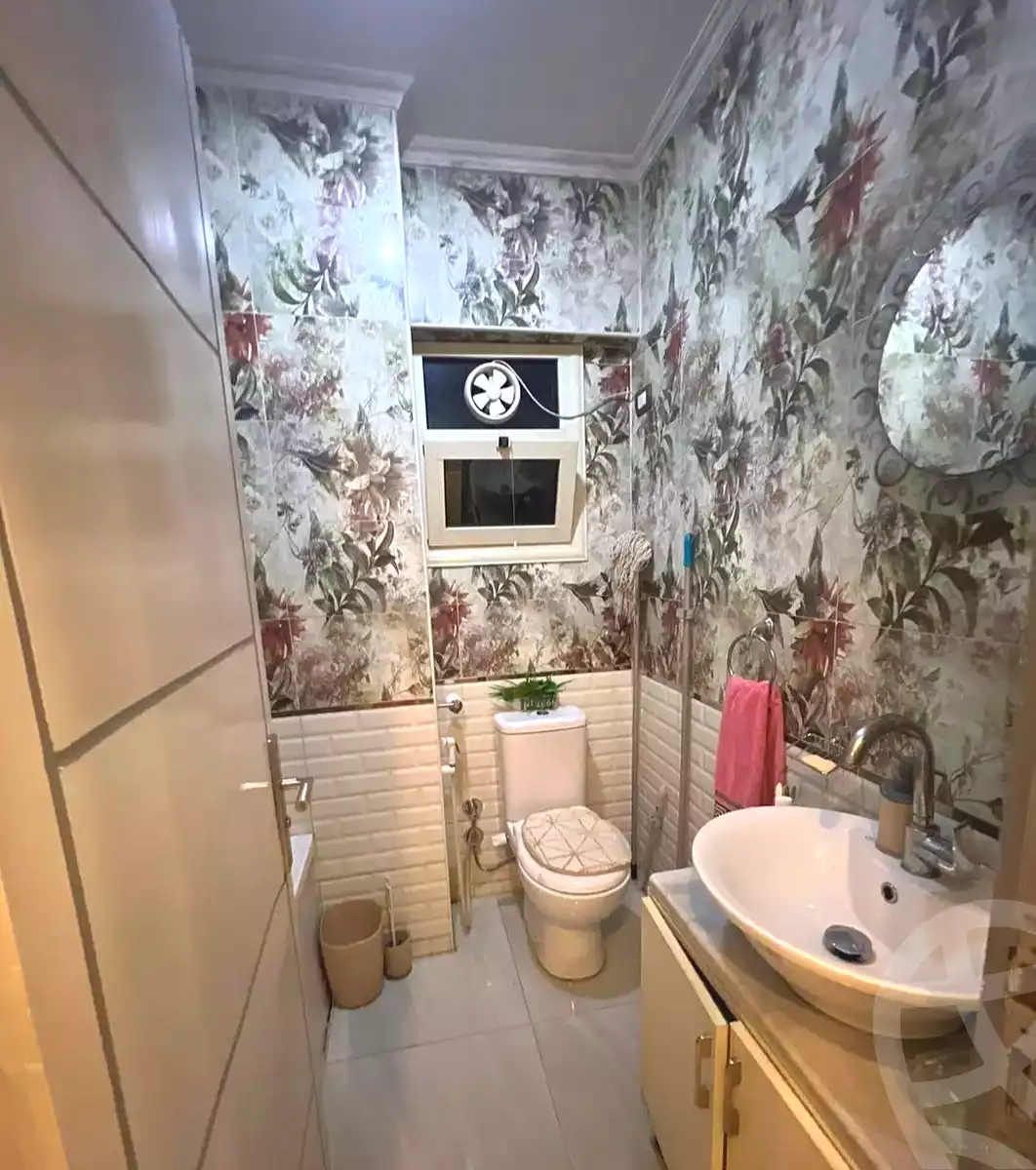 https://aqarmap.com.eg/ar/listing/7042229-for-sale-alexandria-miami