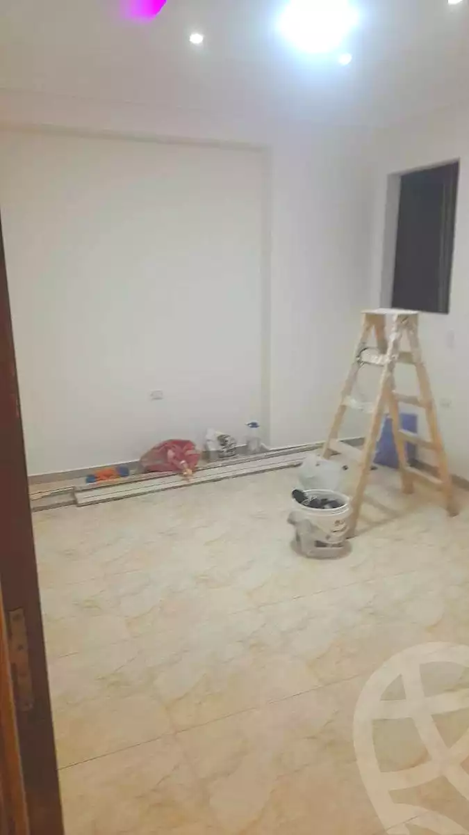 https://aqarmap.com.eg/ar/listing/7042363-for-sale-cairo-helwan-hadayek-helwan-el-eshrein-st