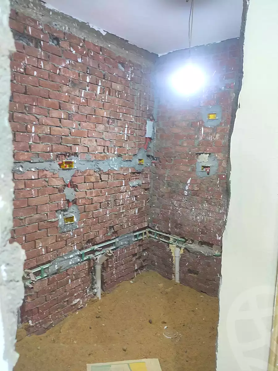 https://aqarmap.com.eg/ar/listing/7042411-for-sale-cairo-helwan-hadayek-helwan-el-eshrein-st