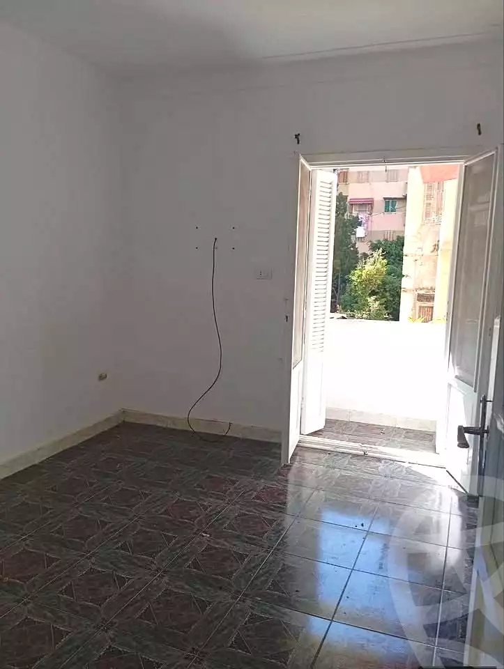https://aqarmap.com.eg/ar/listing/7042516-for-rent-alexandria-sydy-bshr-sydy-bshr-bhry-shr-mhmwd-l-yswy