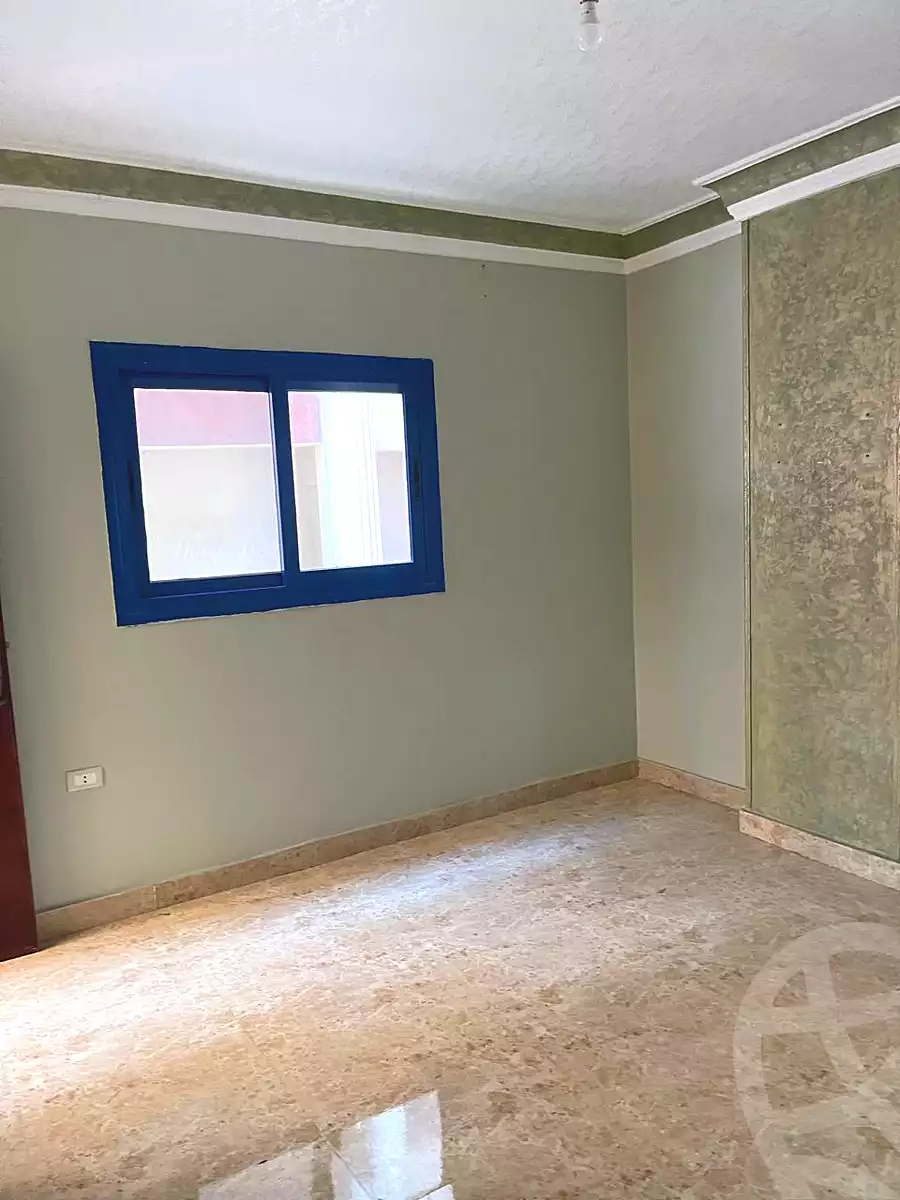https://aqarmap.com.eg/ar/listing/7042619-for-sale-ismailia-ismailia-city-el-shaikh-zayed-st