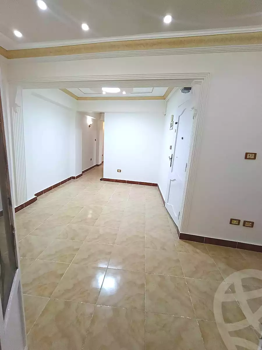 https://aqarmap.com.eg/ar/listing/7042688-for-sale-alexandria-lsywf-el-falki