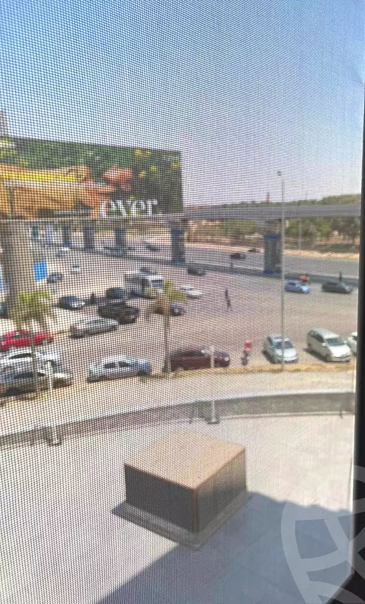 https://aqarmap.com.eg/ar/listing/7042946-for-rent-cairo-new-cairo-compounds-nyoum-nyw-kyrw