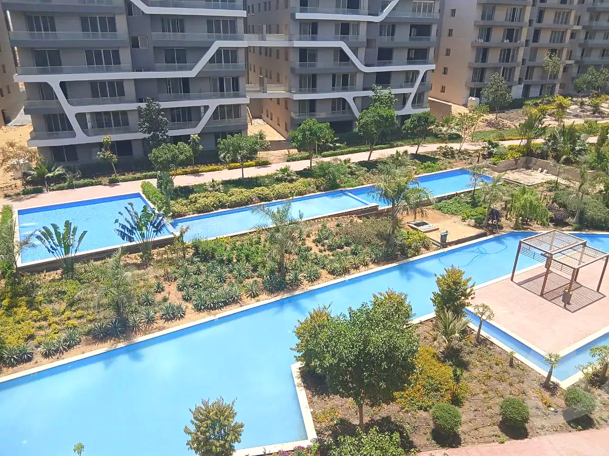 https://aqarmap.com.eg/ar/listing/7043280-for-sale-cairo-new-cairo-lmstqbl-syty-compounds-zyzyny-lmstqbl-rdk-llttwyr