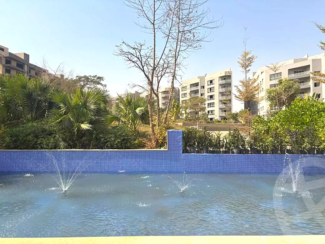 https://aqarmap.com.eg/ar/listing/7043280-for-sale-cairo-new-cairo-lmstqbl-syty-compounds-zyzyny-lmstqbl-rdk-llttwyr