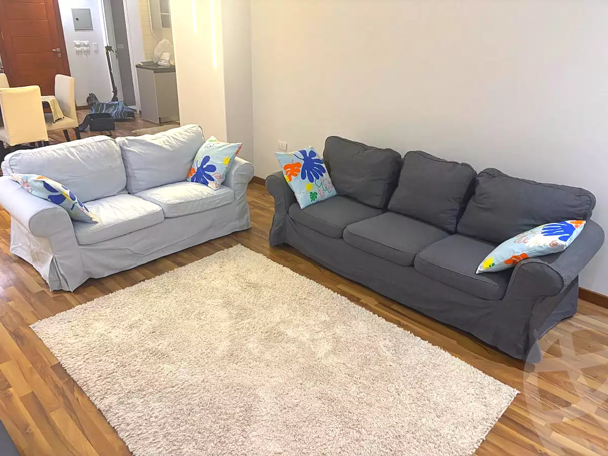 https://aqarmap.com.eg/ar/listing/7043601-for-rent-cairo-new-cairo-compounds-hyde-park-centre-ville-hyde-park