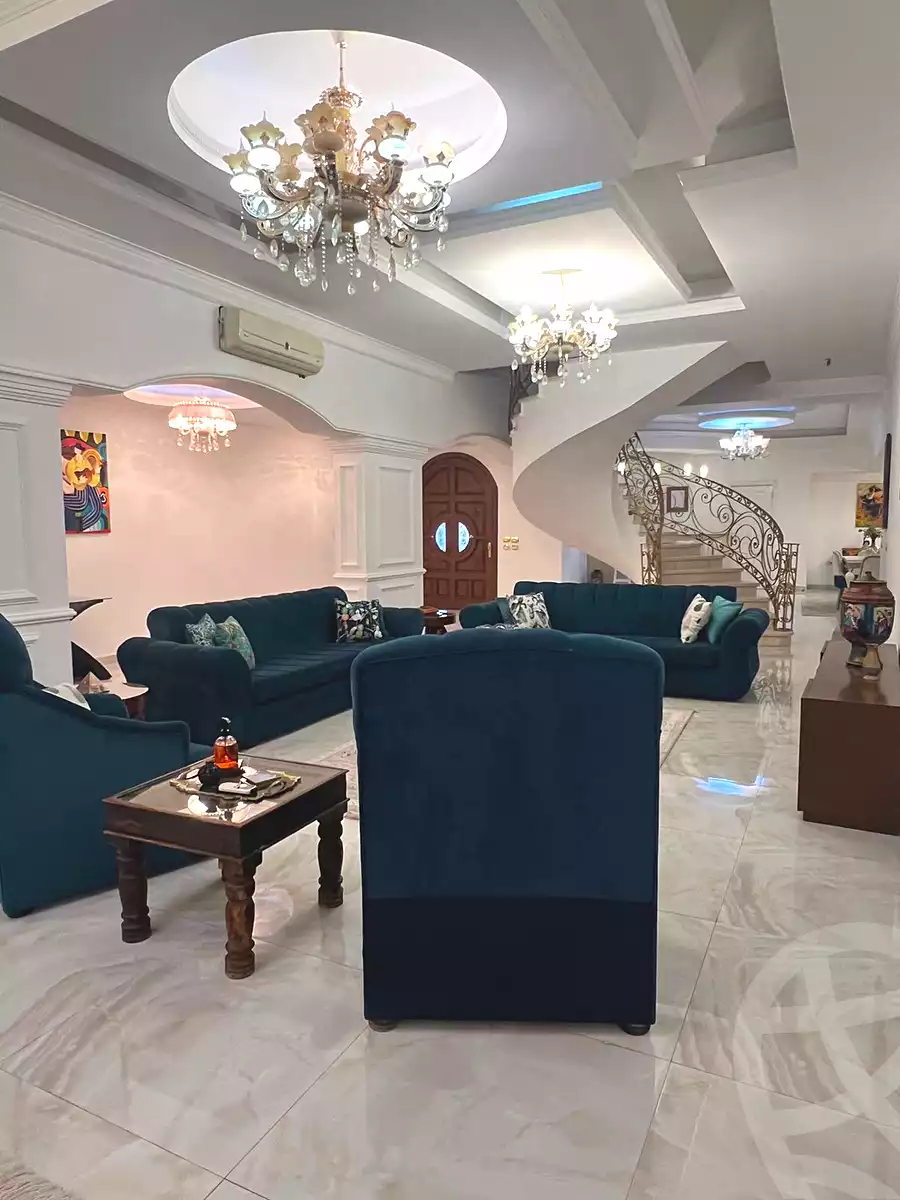 https://aqarmap.com.eg/ar/listing/7043773-for-rent-cairo-new-cairo-ganob-el-akadamiya-south-academy-o-el-sheikh-mohamed-el-nasharty-st