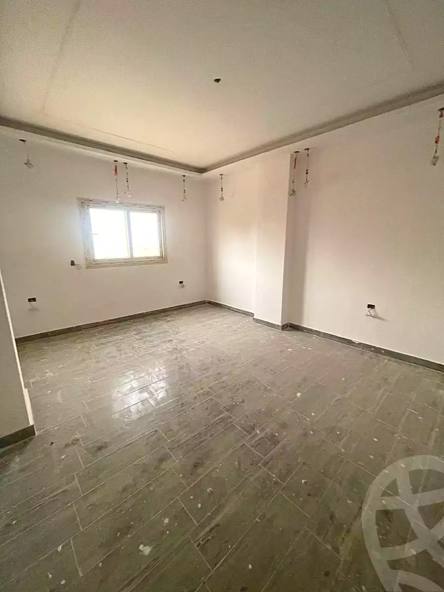 https://aqarmap.com.eg/ar/listing/7043815-for-sale-cairo-el-shorouk-lhy-lwl-shrq-neighborhood-1