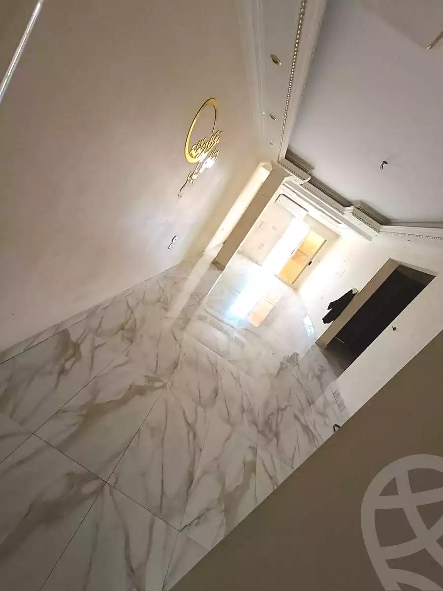 https://aqarmap.com.eg/en/listing/7043962-for-sale-cairo-helwan-ahmed-enci-st