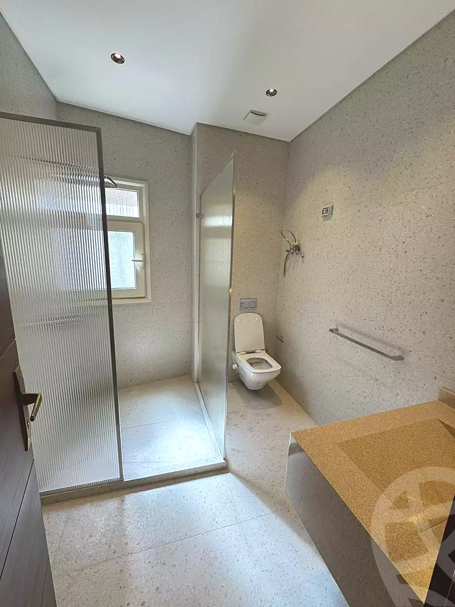 https://aqarmap.com.eg/ar/listing/7043975-for-rent-cairo-new-cairo-first-settlement-mhwr-mstfy-kml