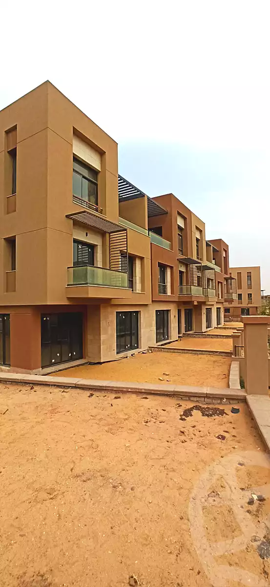 https://aqarmap.com.eg/ar/listing/7043985-for-sale-cairo-new-cairo-compounds-district-5-the-plateau-district-5