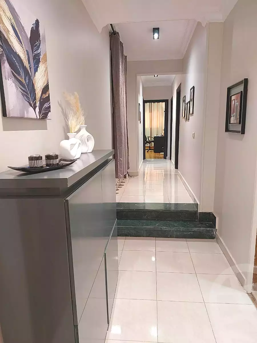 https://aqarmap.com.eg/ar/listing/7044786-for-sale-cairo-mokattam-lhdb-l-ly-shareaa-9