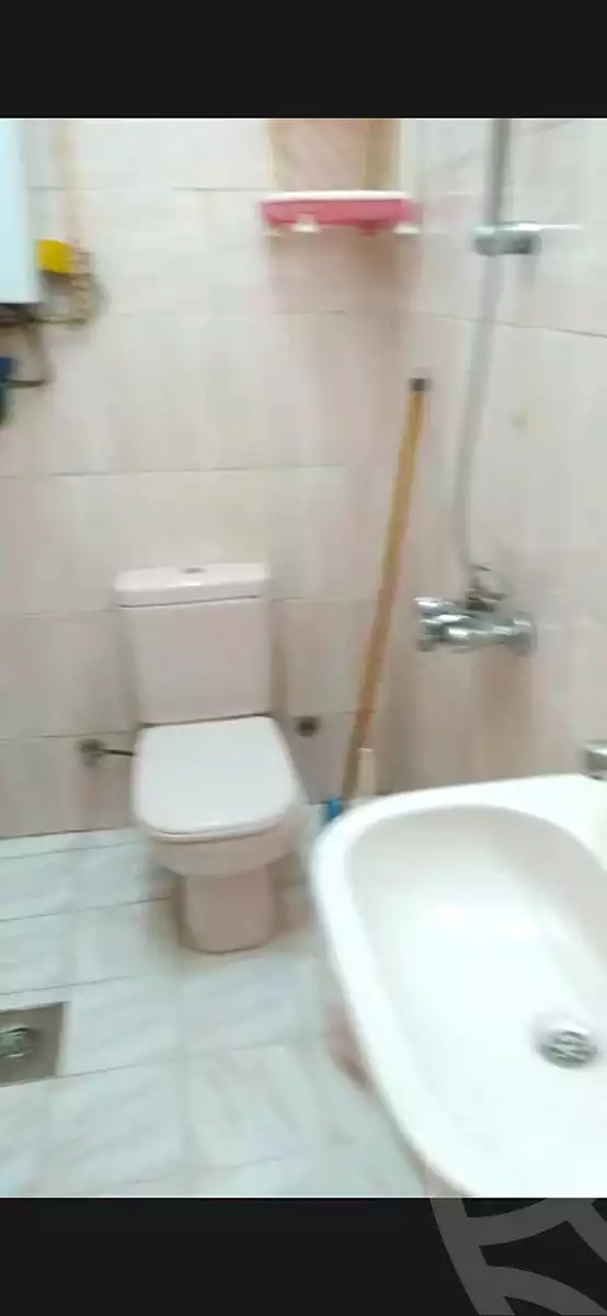 https://aqarmap.com.eg/ar/listing/7044957-for-rent-cairo-imbaba-madinet-al-ommal