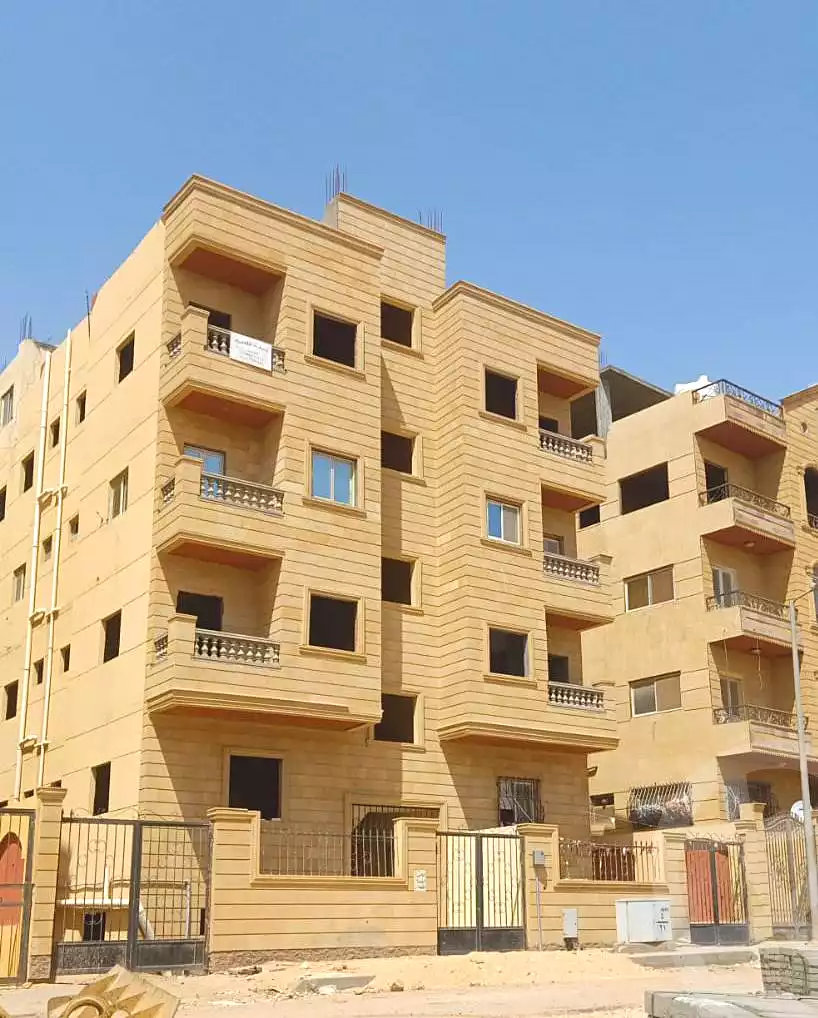 https://aqarmap.com.eg/en/listing/7045192-for-sale-cairo-badr-city-hai-el-ashgar-featured-neighborhood-el-imam-el-bokhary-st