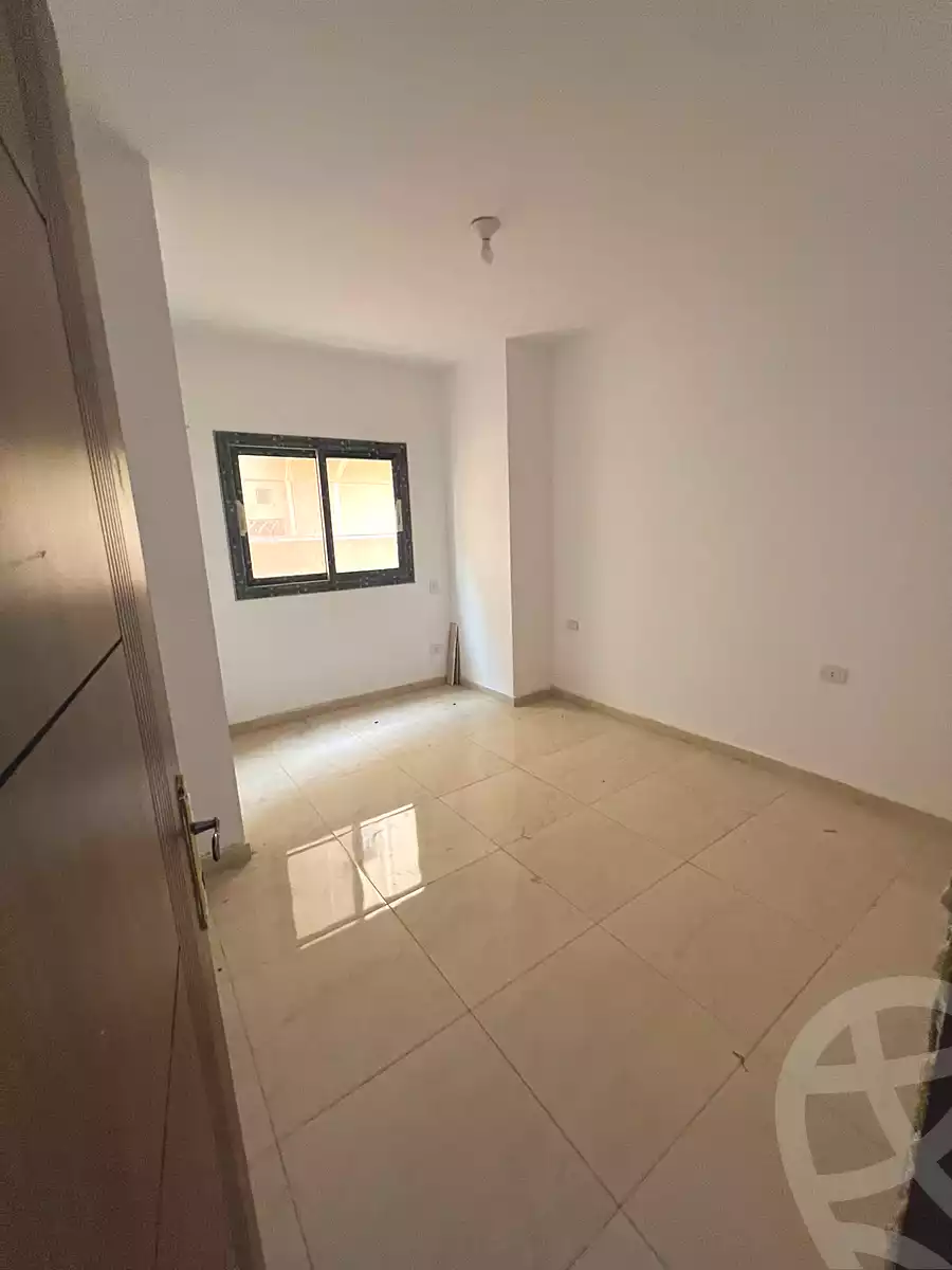 https://aqarmap.com.eg/ar/listing/7045198-for-sale-cairo-new-cairo-el-narges-el-narges-6-okba-ebn-nafeaa-st