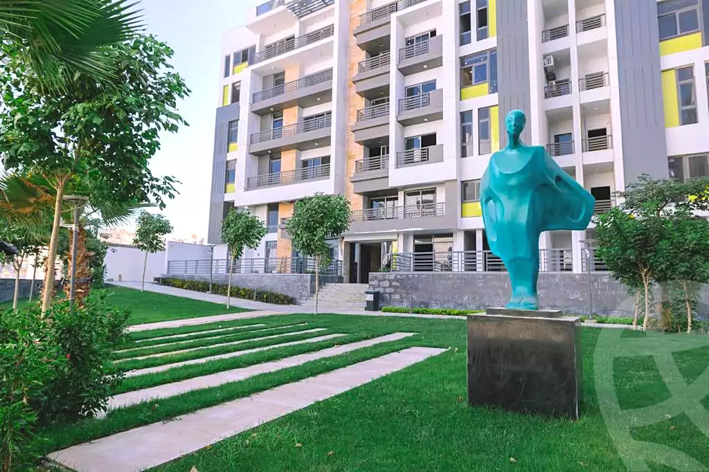 https://aqarmap.com.eg/en/listing/7045070-for-sale-cairo-new-cairo-compounds-dh-ykwn-ryzdns-styl-hwm