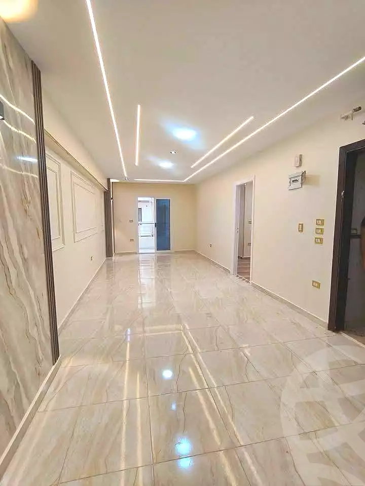 https://aqarmap.com.eg/ar/listing/7045312-for-sale-alexandria-miami-khld-bn-lwlyd