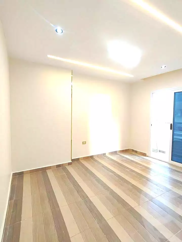 https://aqarmap.com.eg/ar/listing/7045312-for-sale-alexandria-miami-khld-bn-lwlyd