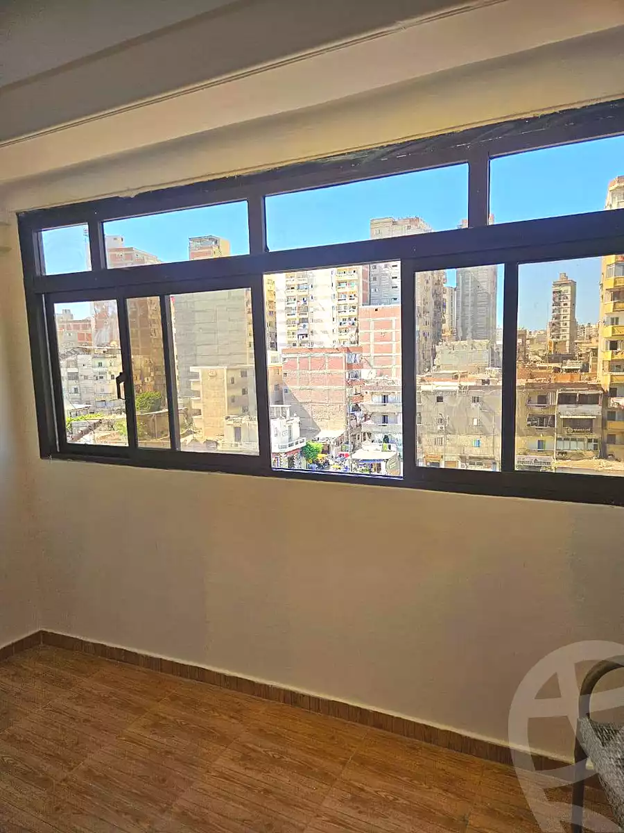 https://aqarmap.com.eg/ar/listing/7045681-for-sale-alexandria-alhadara-new-el-hadra
