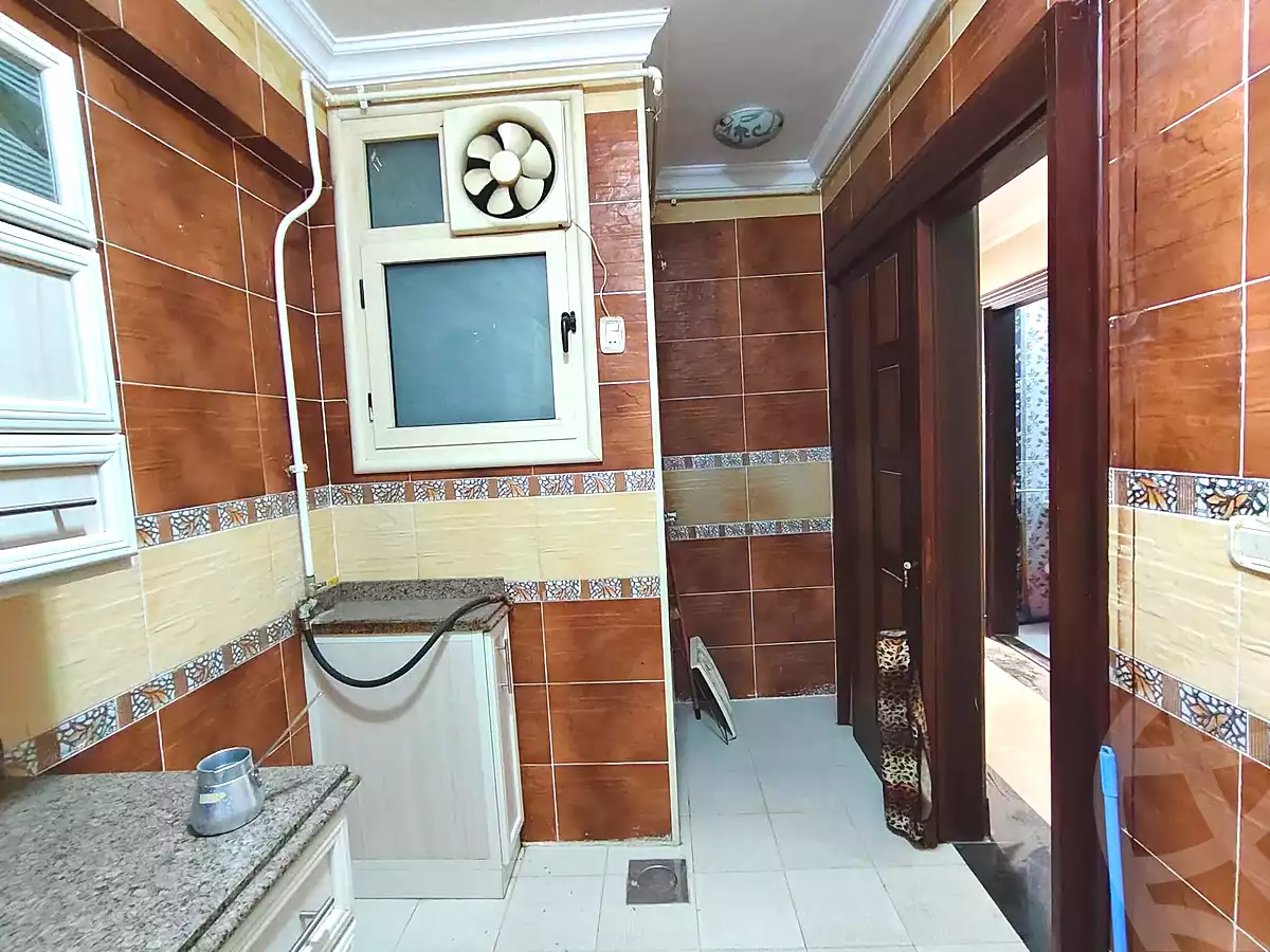 https://aqarmap.com.eg/ar/listing/7045838-for-sale-alexandria-sydy-bshr-sydy-bshr-bhry-shr-khld-bn-lwlyd