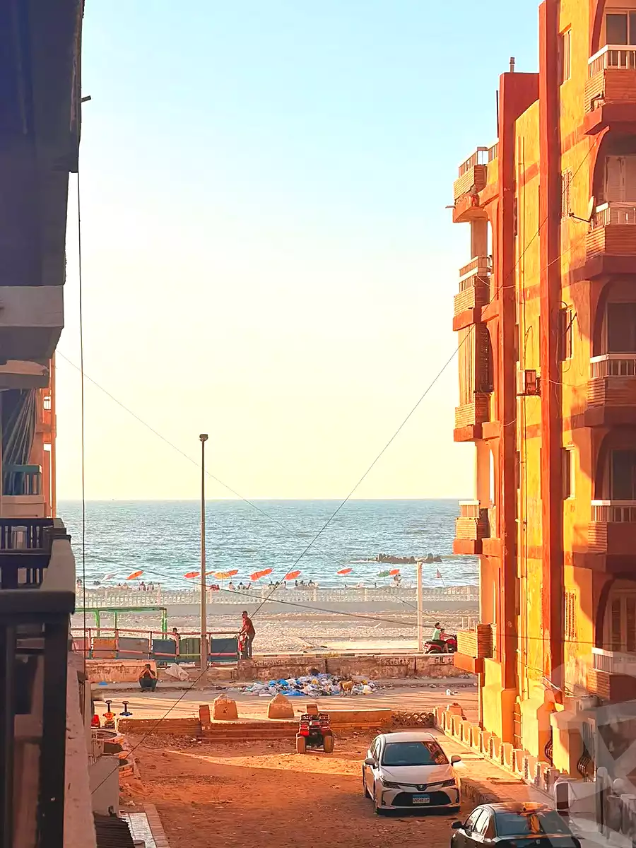 https://aqarmap.com.eg/ar/listing/7045858-for-sale-alexandria-al-agamy-shataa-el-nakheel